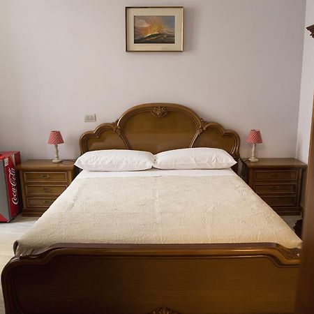 Le Camere Di Gio Алба Екстериор снимка